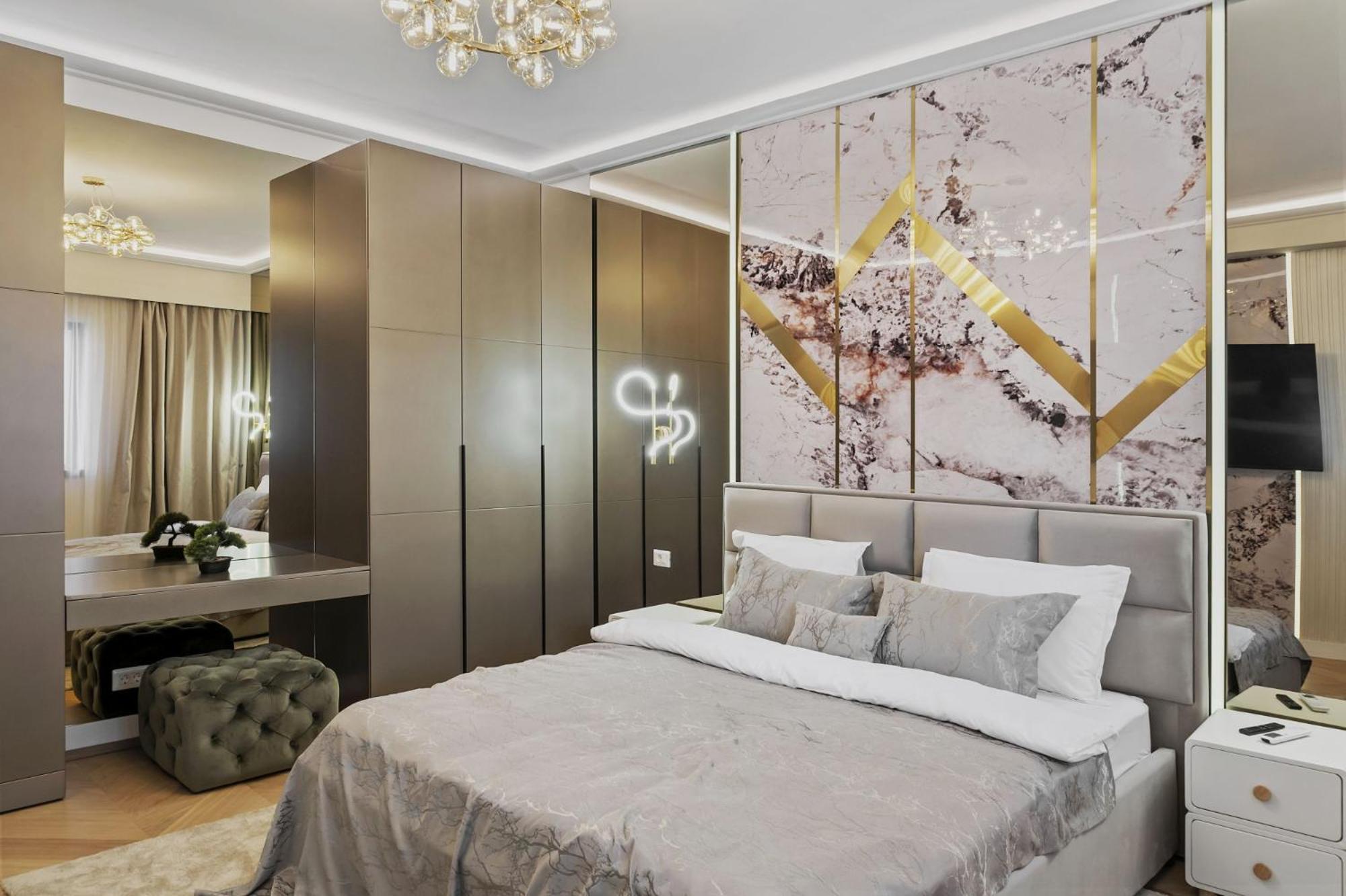 Central Two Rooms Apartment The Paradise Of Lights Bukares Bagian luar foto