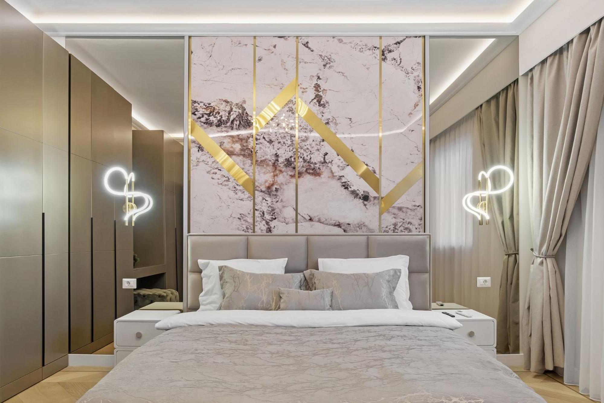 Central Two Rooms Apartment The Paradise Of Lights Bukares Bagian luar foto
